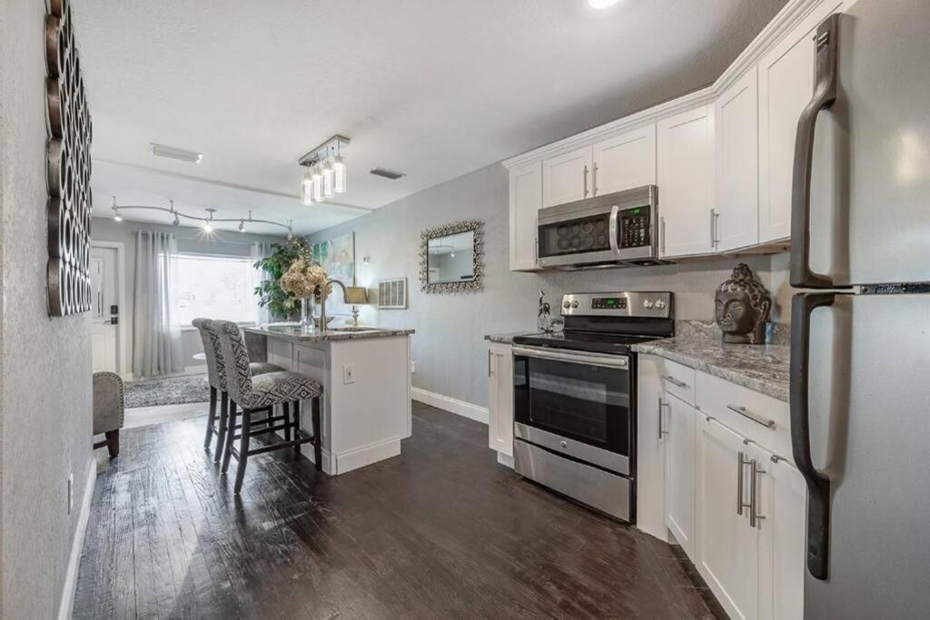 Chic Pad In Center Of Seminole Heights-322 Tampa Exterior foto